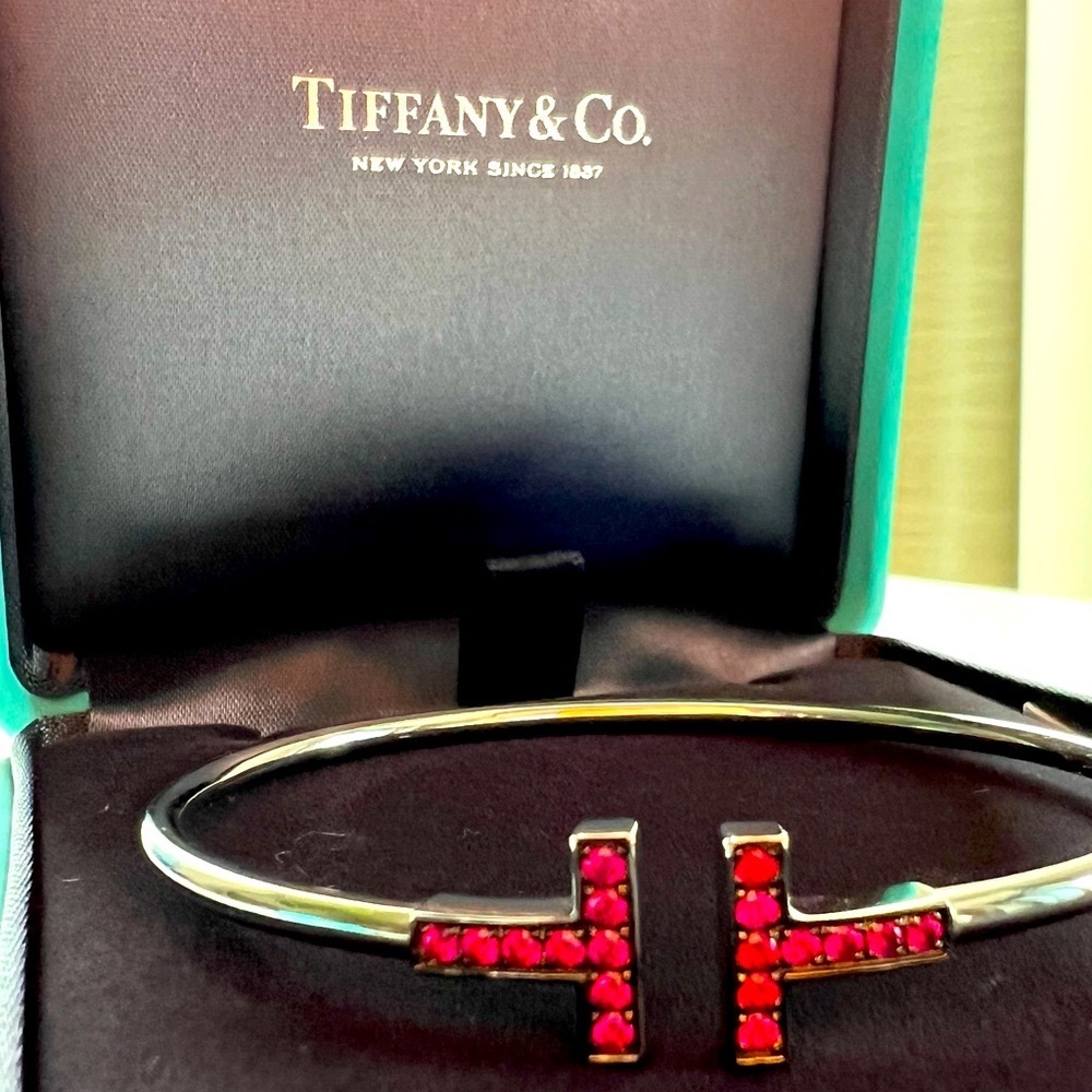 Brand New 18W Ruby Tiffany T Wire Bracelet 18K Gold